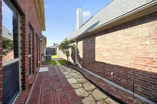 1431 Petersburgh Pl, Allen, TX 75013 - Photo 5