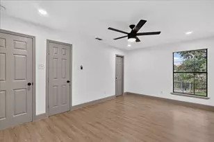 7437 Eccles Dr, Dallas, TX 75227 - Photo 9