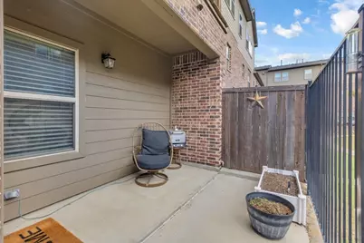 568 Hampshire Drive, Lewisville, TX 75067 - Photo 33