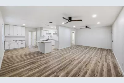203 Evelyn Street, DeSoto, TX 75115 - Photo 11
