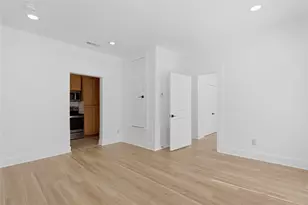 506 N Lancaster Ave, Dallas, TX 75203 - Photo 3