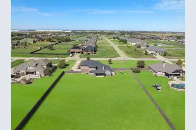 13176 Franklin Lane, Talty, TX 75126 - Photo 3