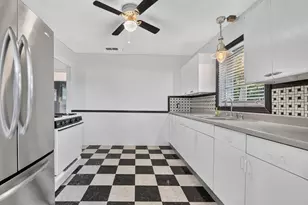 1029 Coit St, Denton, TX 76201 - Photo 5