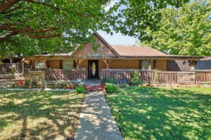 2121 High Summit Dr, Garland, TX 75041 - Photo 1