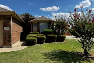 5000 Royal Burgess Dr, Fort Worth, TX 76135 - Photo 1