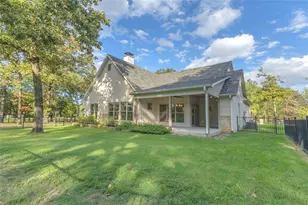 239 Colonial Dr, Mabank, TX 75156 - Photo 3