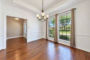 610 Shallow Creek Dr, Oak Leaf, TX 75154 - Photo 9