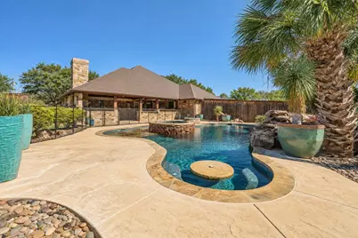 610 Shallow Creek Drive, Oak Leaf, TX 75154 - Photo 31