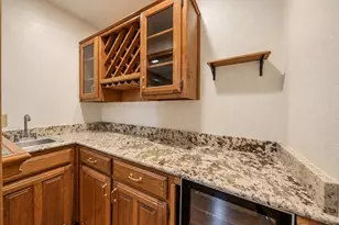 610 Shallow Creek Dr, Oak Leaf, TX 75154 - Photo 11