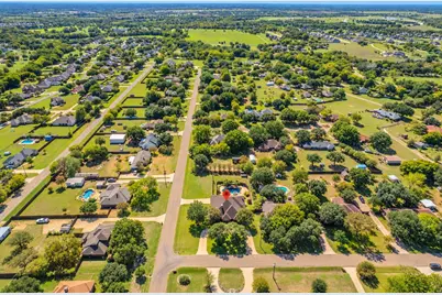 610 Shallow Creek Drive, Oak Leaf, TX 75154 - Photo 35