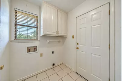 610 Shallow Creek Drive, Oak Leaf, TX 75154 - Photo 23