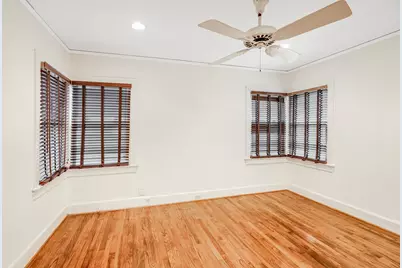 5411 Stoneleigh Avenue, Dallas, TX 75235 - Photo 11