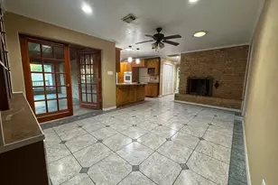 438 Southern Oaks Dr, Lake Jackson, TX 77566 - Photo 7