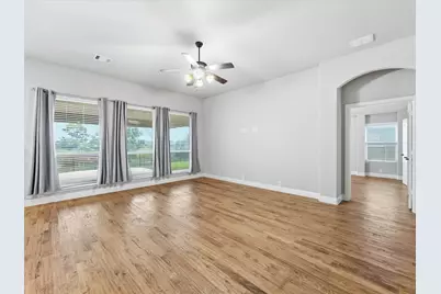 909 Longhorn Drive, Aubrey, TX 76227 - Photo 11