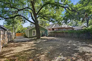 1419 E Waco Ave, Dallas, TX 75216 - Photo 23