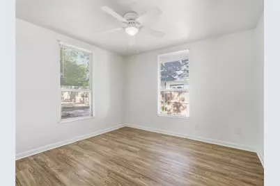 1419 E Waco Avenue, Dallas, TX 75216 - Photo 13