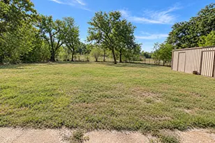 512 E Charles St, Riesel, TX 76682 - Photo 13