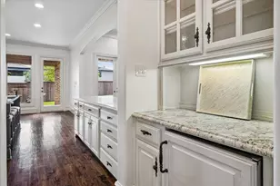 6952 Kenwood Ave, Dallas, TX 75214 - Photo 15