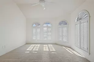 1014 Ricci Ct, Irving, TX 75062 - Photo 21
