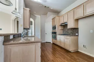 1014 Ricci Ct, Irving, TX 75062 - Photo 13