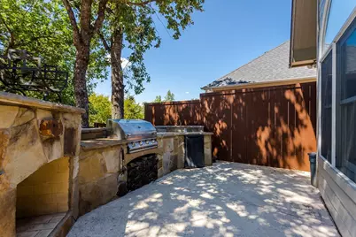 2711 Timber Crest Lane, Highland Village, TX 75077 - Photo 25