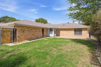 438 Blueridge Drive, Duncanville, TX 75137 - Photo 31