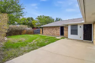 438 Blueridge Dr, Duncanville, TX 75137 - Photo 29
