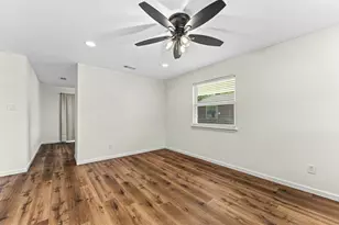 421 Dearborn St, Waco, TX 76704 - Photo 11