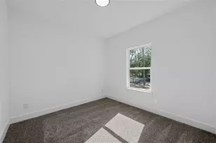 5424 Bourquin St, Dallas, TX 75210 - Photo 15