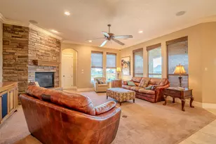 1903 Harbor Lakes Dr, Granbury, TX 76048 - Photo 9
