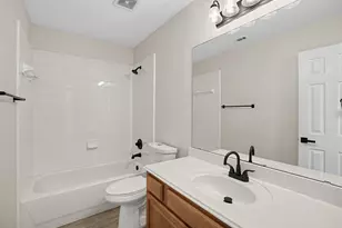 6408 Canyon Lake Dr, Dallas, TX 75249 - Photo 29