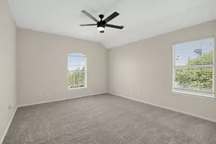 6408 Canyon Lake Dr, Dallas, TX 75249 - Photo 21