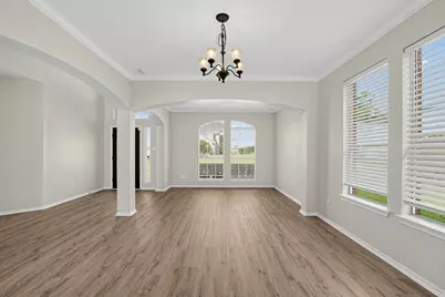 6408 Canyon Lake Drive, Dallas, TX 75249 - Photo 5
