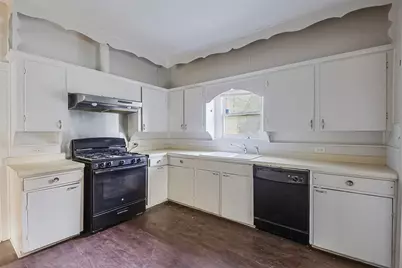 2424 Handley Drive, Fort Worth, TX 76112 - Photo 7