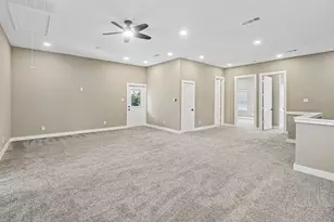 10711 Cromwell Dr, Dallas, TX 75229 - Photo 17
