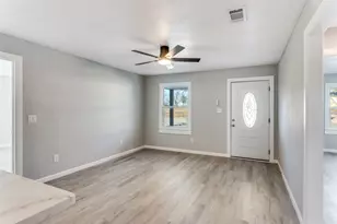 804 Lively St, Bowie, TX 76230 - Photo 3