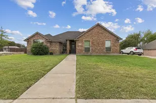 2122 Valley Dr, Weatherford, TX 76087 - Photo 1