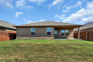 16617 Porterfield Ln, Justin, TX 76247 - Photo 25