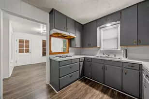 900 N 59th St, Waco, TX 76710 - Photo 5
