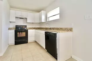 1526 Hillcrest St, Mesquite, TX 75149 - Photo 3
