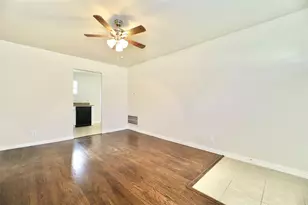 1526 Hillcrest St, Mesquite, TX 75149 - Photo 7