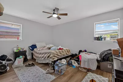 8642 Barclay Street, Dallas, TX 75227 - Photo 9