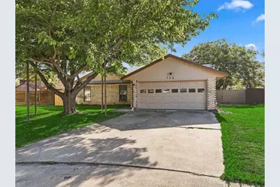 725 Southridge Court, Grand Prairie, TX 75052 - Photo 1
