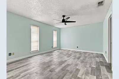 725 Southridge Court, Grand Prairie, TX 75052 - Photo 11