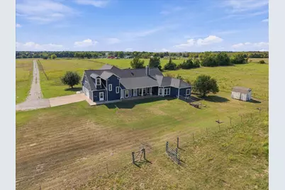 250 County Road 1006, Wolfe City, TX 75496 - Photo 35