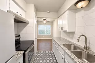 8067 Meadow Rd, Dallas, TX 75231 - Photo 11