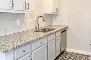 8067 Meadow Rd, Dallas, TX 75231 - Photo 13