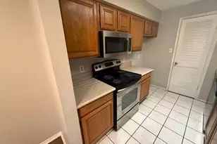 1722 Ascension Point Dr, Arlington, TX 76006 - Photo 9