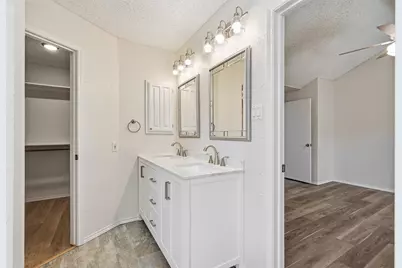 2406 Amber Hill Lane, Euless, TX 76039 - Photo 21