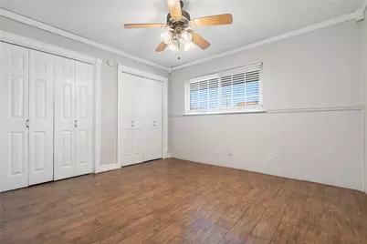 1207 W Wall Street #4, Grapevine, TX 76051 - Photo 11